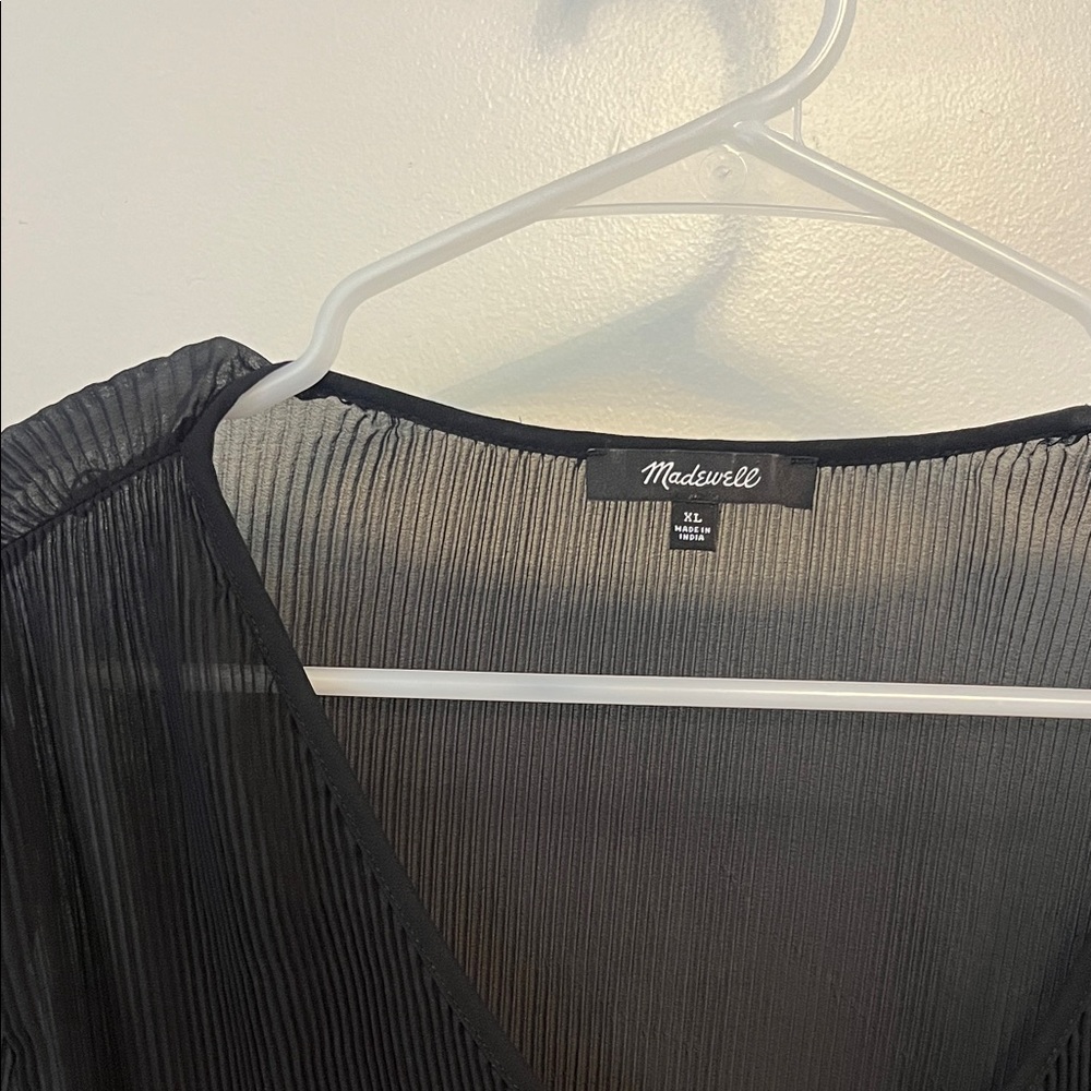 Madewell Black V-Neck Pleated Blouse - Picture 3 of 3